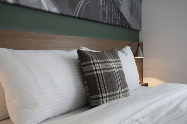 P&F HOTEL
